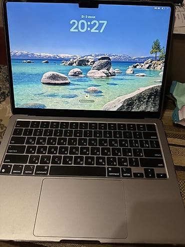 macbook pro 2020 бишкек: Apple MacBook (серия с вырезом-«чёлкой») с русско-английской — 1