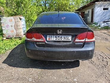 audi a3: Honda Civic: 2009 г., Седан — 5
