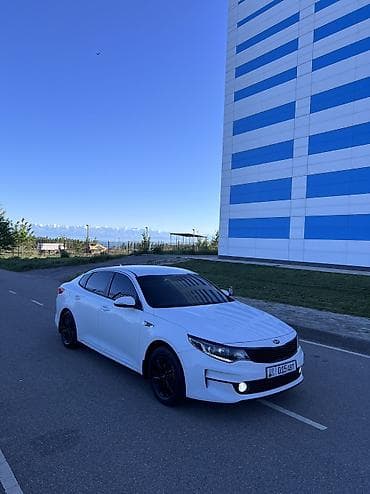 tow truck: Kia K5: 2017 г., 2 л, Автомат, Газ, Седан — 3