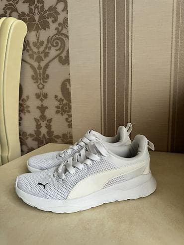 nike react: Кроссовки, 37.5, Puma, Б/у, цвет - Белый — 2