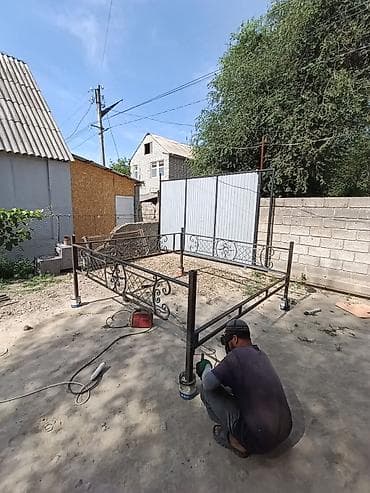Металлический забор, Декоративный — 1