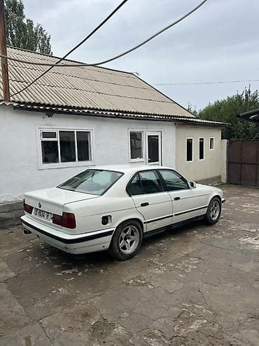 бампер bmw e36: BMW 5 series: 1989 г., 2 л, Механика, Бензин, Седан — 8