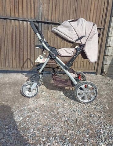Коляска, цвет - Коричневый, Б/у