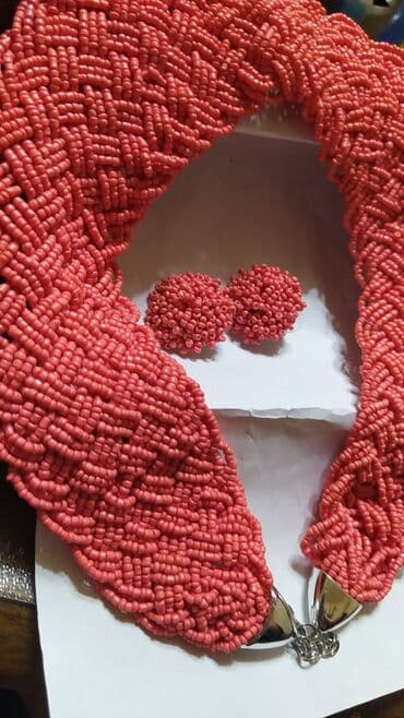 свадебное платье в национальном стиле: Ожерелье из бисера и серьги гвоздики,ручная работа,шикарно смотрится и — 5