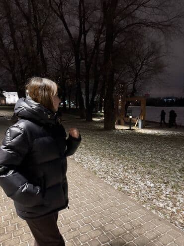 tech fleese: Пуховик, Короткая модель, С капюшоном — 2