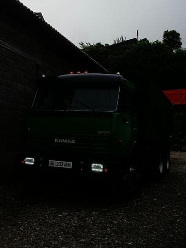 Аренда транспорта: КАМАЗ самосвал 6x4, дизель Turbo Euro 3 Характеристики и оснащение: - — 6