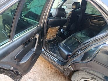 срочно продаю в связи с переездом: BMW 5 series: 1991 г., 2.5 л, Механика, Бензин, Седан — 6