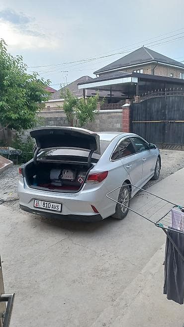 Hyundai Sonata: 2019 г., 2 л, Автомат, Газ, Седан — 2