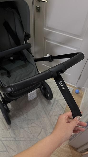 коляса: Детская коляска Bugaboo серия Fox 3 Основные особенности: - Модульная — 5