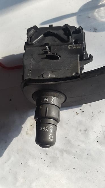 renault: Renault Kangoo 2008 год переключатель света поворот ок — 1