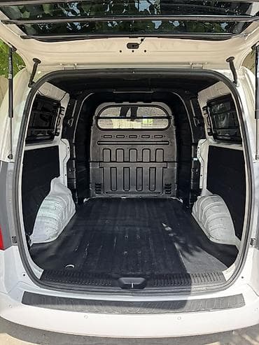 Hyundai Starex: 2019 г., 2.5 л, Автомат, Дизель, Минивэн — 5