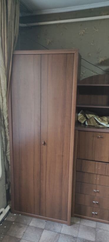 столик для прихожей: Гарнитур для зала, Б/у, Журнальный стол, Шкаф, Стол, Самовывоз — 3