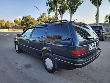 пресс машина: Volkswagen Passat Variant: 1991 г., 1.8 л, Механика, Бензин, Универсал — 4