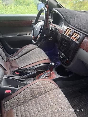 Chevrolet Lacetti: 2026 г., 1.6 л, Автомат, Бензин, Седан — 4
