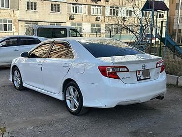 машине сатылат: Toyota Camry: 2013 г., Автомат, Бензин, Седан — 4