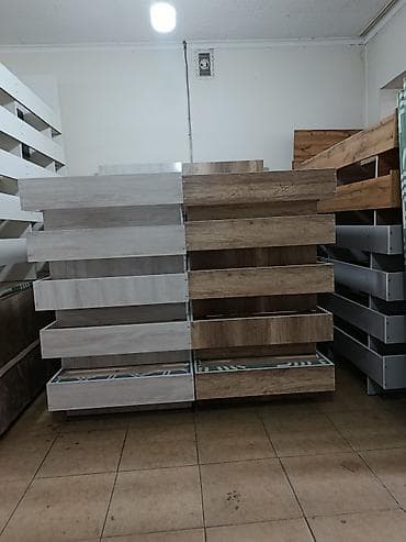 Комоды для одежды: Комоды с выдвижными ящиками - Модель: классические комоды с 4–5 — 4