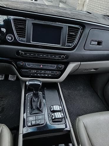 kia 2016: Kia Carnival: 2017 г., 2.2 л, Типтроник, Дизель, Минивэн — 9