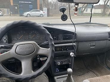 outback 2017: Mazda 626: 1988 г., 2 л, Механика, Бензин, Хэтчбэк — 1