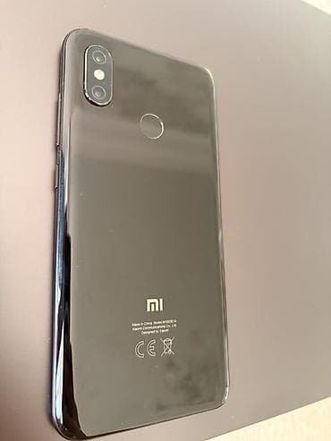realme 7i: Xiaomi, Mi 8, Б/у, 64 ГБ, цвет - Черный, 2 SIM — 4