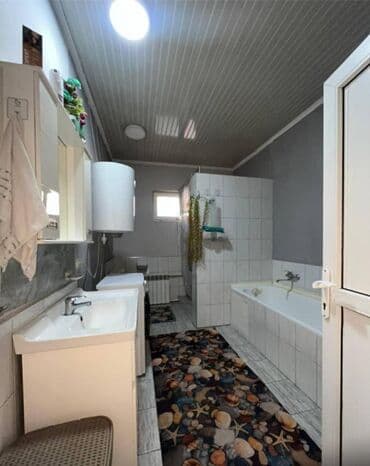 продаю дом под бизнес бишкеке: Дом, 90 м², 4 комнаты, Агентство недвижимости, Старый ремонт — 4