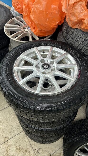 5 на 110: Литые Диски R 16 Комплект, отверстий - 5, Новый — 2