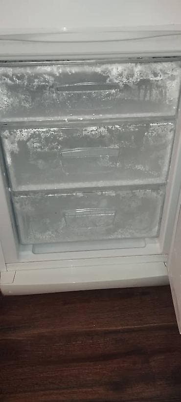 холодильники продажа: Холодильник Indesit, Б/у, Двухкамерный — 6