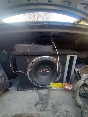 Дополнительное оборудование: Сабвуфер в корпусе для автомобиля - Тип: активный/пассивный сабвуфер — 3