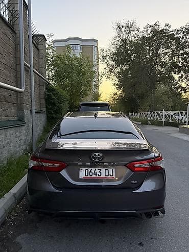 corolla 2003: Toyota Camry: 2019 г., 2.5 л, Автомат, Бензин, Седан — 5