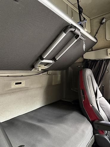 погрузчик бу: Тягач, Volvo, 2014 г., Тентованный — 6