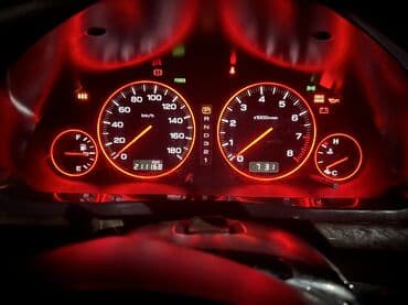 323 автомат: Subaru Legacy: 2000 г., 2 л, Типтроник, Бензин, Седан — 7