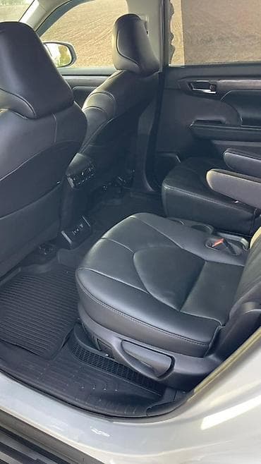 Toyota Highlander: 2021 г., 2.5 л, Автомат, Гибрид, Кроссовер — 9