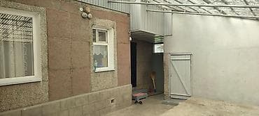 сдаю загородный дом: Продаётся частный дом с участком и хозяйственными постройками. - — 10