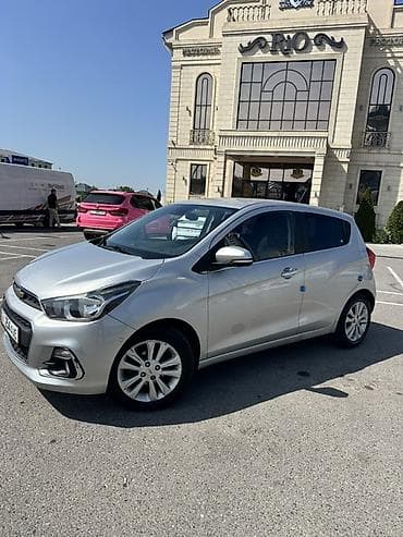 spar: Chevrolet Spark: 2016 г., 1 л, Автомат, Бензин, Хэтчбэк — 2