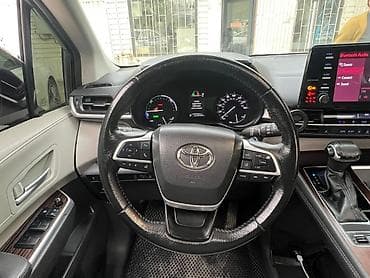 таеты: Toyota Sienna: 2022 г., 2.5 л, Автомат, Гибрид, Минивэн — 8