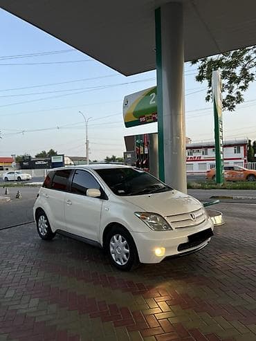 тойота эхо 2003: Toyota Ist: 2003 г., 1.3 л, Автомат, Бензин, Хэтчбэк — 2