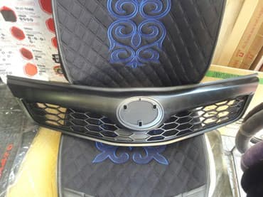 Решётка радатора: camry 2012g. V-50 se- комплектация. Производство