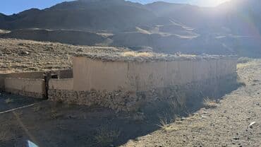 сколько стоит парковочное место: Кочкор району Мантыш айылынан Уй -Сарай участогунан сарай сатылат, 100 — 6