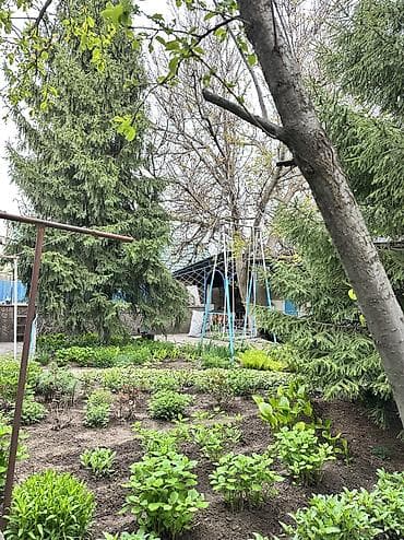 Продается дом 100кв.м., г Кара-Балта, верхняя часть города, улица