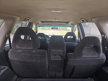 pod: Honda Stream: 2001 г., 2 л, Механика, Бензин, Минивэн — 8