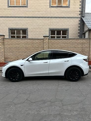tes: Tesla Model Y: 2021 г., Вариатор, Электромобиль, Кроссовер — 3