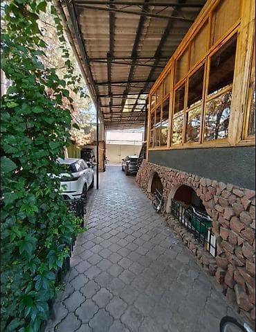 open space: 💰 Цена: 570 000 $ 📐 Общая площадь дома: 655 м². 🌳 Участок: 5,5 соток — 2