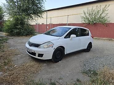 тиида: Nissan Tiida: 2006 г., 2 л, Механика, Бензин, Хэтчбэк — 6