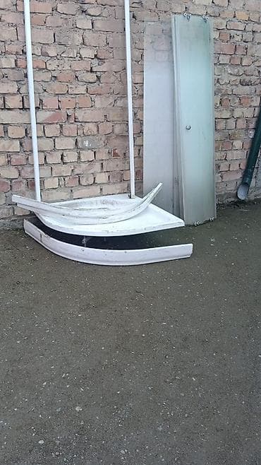 Сантехника: Душ кабинасы Жарым тегерек, Өлчөмү: 180 x 90 см, Поддондун бийиктиги: 20 см,Жабуусу: Жылтырабаган — 1