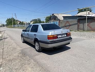 mini ev: Volkswagen Vento: 1994 г., 1.8 л, Механика, Бензин, Седан — 7
