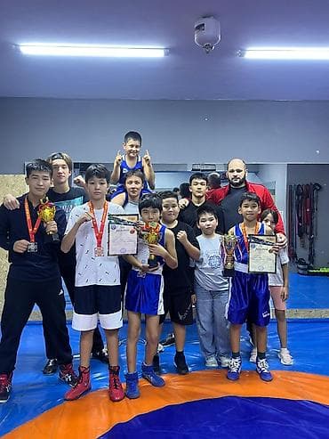 бег кунгей: Зал Бокса "FZ Boxing" Бокс Кикбоксинг MMA (персонально) Взрослые — 5