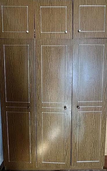 Шкафы: Шифоньер, шкаф для одежды, Б/у, Прямой, ЛДСП — 1