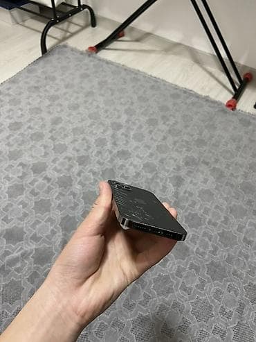 чехлы на айфон 13 бишкек: IPhone 12 Pro, Графит, 88 % — 5