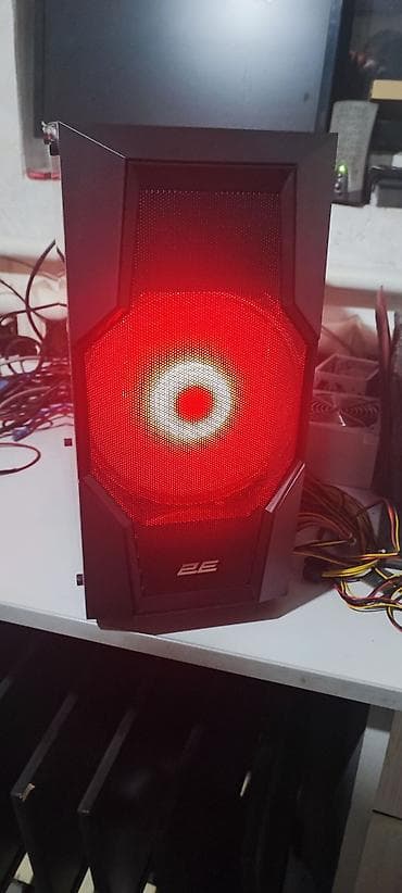 игровой пе: Компьютер, ядер - 4, Для несложных задач, Б/у, Intel Core i7, AMD Radeon RX 580, HDD + SSD — 2