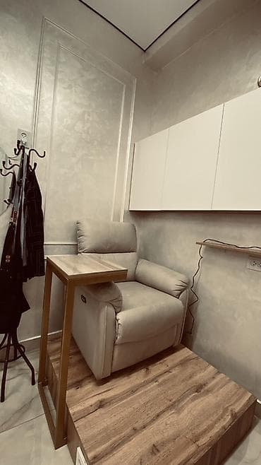 small table: Кресло-реклайнер с электрической регулировкой - Тип — 1