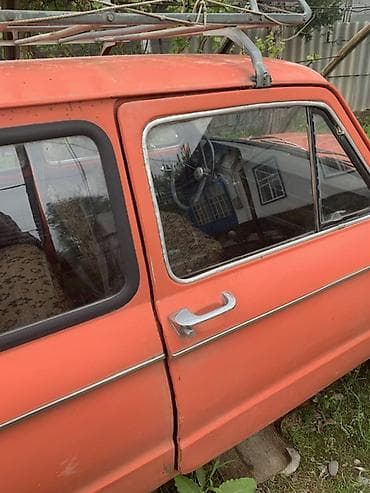 зикир авто: ЗАЗ-968 «Запорожец», оранжевый, двухдверный хэтчбек с задним — 5